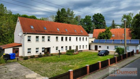 Großes freistehendes und vielseitig nutzbares Mehrfamilienhaus mit 5 Wohneinheiten nahe bei Leipzig., 06679 Hohenmölsen / Wählitz, Mehrfamilienhaus