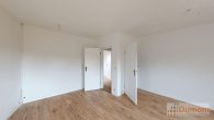 Vielseitiges Mehrfamilienhaus mit 5 Wohneinheiten, Garten und eigener Zufahrt – großes Potenzial. - Wohnung DG links Zimmer 3
