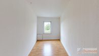 Vielseitiges Mehrfamilienhaus mit 5 Wohneinheiten, Garten und eigener Zufahrt – großes Potenzial. - Wohnung 1OG Kinderzimmer 1.2