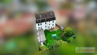 Vielseitiges Mehrfamilienhaus mit 5 Wohneinheiten, Garten und eigener Zufahrt – großes Potenzial. - Luftaufnahme