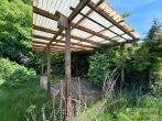 Vierseitenhof mit großem Grundstück, Nebengebäuden und viel Potenzial in Landsberg bei Halle. - Carport im Garten