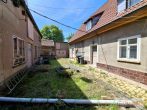Vierseitenhof mit großem Grundstück, Nebengebäuden und viel Potenzial in Landsberg bei Halle. - Hof