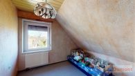 Natur pur genießen – familienfreundliches Zuhause mit viel Potenzial in Kötzschau nahe bei Leipzig! - Zimmer OG
