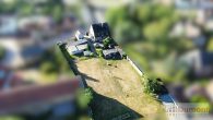 Zweifamilienhaus mit viel Potenzial und großem Grundstück mit zahlreichen Möglichkeiten. - Luftaufnahme