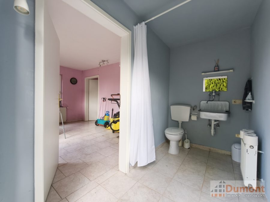 WC Nebengelass