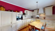Tolle DHH mit Potential und sonnigem Garten – Ihr neues Zuhause in der Domstadt Merseburg. - Küche EG